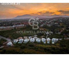 Villas contemporáneas con 5 dormitorios en El Paraíso, Benahavís
