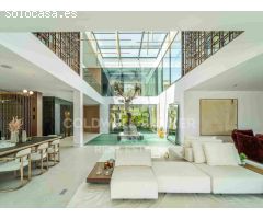 Villa mediterránea moderna en el corazón de la Milla de Oro de Marbella
