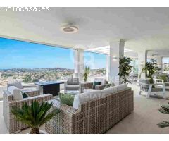 Excepcional apartamento de 7 dormitorios en Nine Lions, Nueva Andalucía,