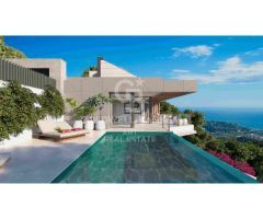 Villas modernas con 4-5 dormitorios con vistas al mar en Málaga Este