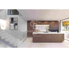 Villas modernas con 4-5 dormitorios con vistas al mar en Málaga Este