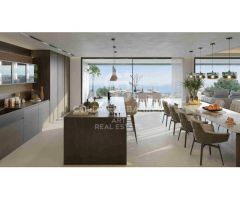 Villas modernas con 4-5 dormitorios con vistas al mar en Málaga Este