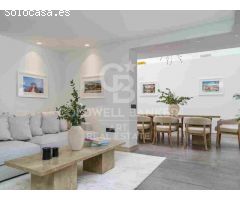 Elegante villa moderna con casa de invitados en el prime Nueva Andalucía,
