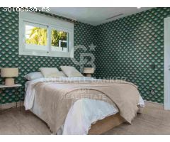 Elegante villa moderna con casa de invitados en el prime Nueva Andalucía,