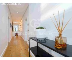 Elegante villa moderna con casa de invitados en el prime Nueva Andalucía,