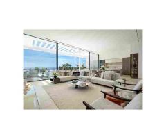 Villa de lujo moderna con vistas panorámicas en Los Flamingos