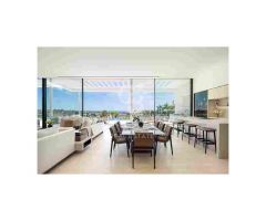 Villa de lujo moderna con vistas panorámicas en Los Flamingos