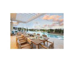 Villa de lujo moderna con vistas panorámicas en Los Flamingos
