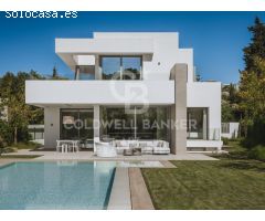 Espectaculares villas de diseño de 4 y 5 dormitorios en El Paraíso, Estepona