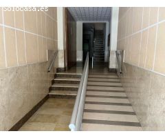 VIVIENDA EN VENTA EN EL CENTRO DE LA POBLACIÓN