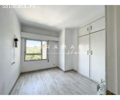 Exclusivo piso en primera línea del Paseo del Portitxol