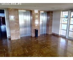Exclusivo piso en primera línea del Paseo del Portitxol