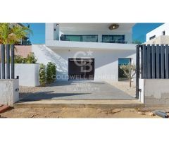 Villa de Lujo recién construida en Polop
