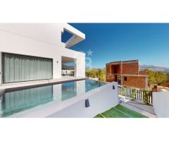 Villa de Lujo recién construida en Polop