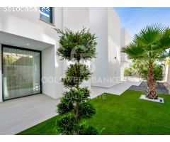 Villas de Lujo en Urbanización Montroyal Finestrat -ROMA 15-