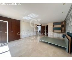 Lujoso chalet recién reformado en L´Alfas del Pi