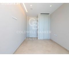 Villa duplex en primera línea de playa con piscina