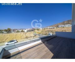 Villa independiente con piscina