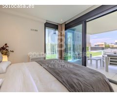Lujoso chalet independiente en la zona de Sierra Cortina, con vistas al mar y