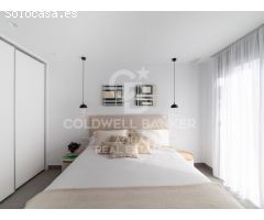 CHALET ADOSADO CON VISTAS PANORAMICAS A ESTRENAR