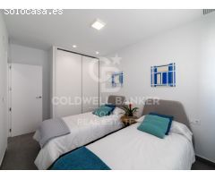CHALET ADOSADO CON VISTAS PANORAMICAS A ESTRENAR