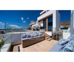 Villa con vistas panorámicas y piscina