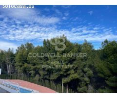 Adosado con piscina comunitaria en Alfaz