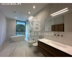 Casa o Chalet independiente en venta en zona de Mascarat, Altea