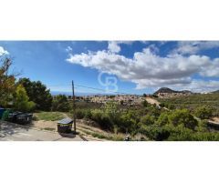 Chalet en La Nucia independiente