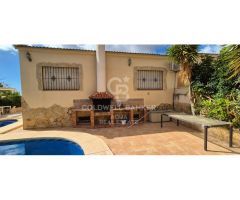 Chalet en La Nucia independiente