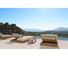 Una villa con diseño único y vistas al mar en Sierra de Altea