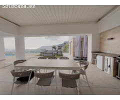 Villa moderna de lujo con vistas panorámicas al mar y a la montaña en Calpe