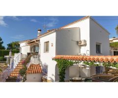 Preciosa villa recientemente renovada