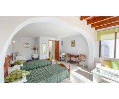 Preciosa villa recientemente renovada