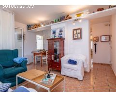 Apartamento en zona tranquila y piscina comunitaria