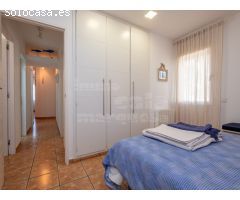 Apartamento en zona tranquila y piscina comunitaria