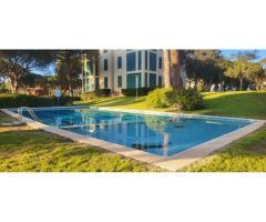 Apartamento reformado con piscina comunitaria en el Golfet