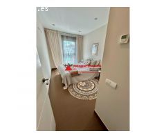 Apartamento en zona tranquila y piscina comunitaria
