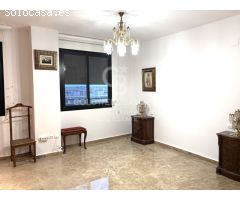 Casa con acabados de lujo y vistas al mar