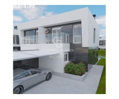 Chalet en primera linea de playa con amplias terrazas
