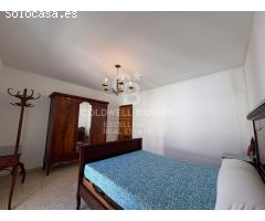 Casa en Xeresa a la venta con patio y terraza