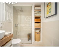 Ático moderno con vistas panorámicas, garaje y trastero
