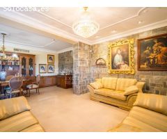 Villa de lujo en urbanización exclusiva Sierra Perenchiza, 556m2, piscina e