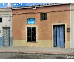 Casa en Nava del Rey( Valladolid) para vivir o pasar los veranos