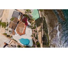 Villa de lujo en primera línea de mar - Les Bassetes