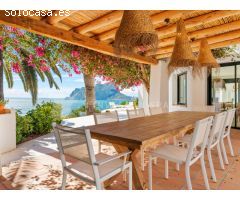 Villa de lujo en primera línea de mar - Les Bassetes