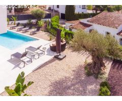 Villa moderna con vistas al mar cerca de Cala Fustera - Benissa