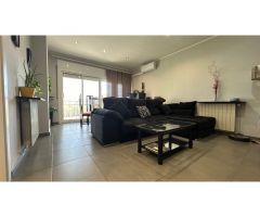 PISO CON UN ATICO INDEPENDIENTE EN VENTA EN LA CALLE MONTSENY DE MANLLEU