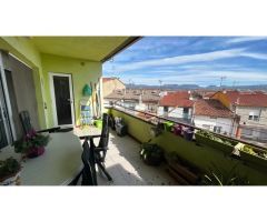 PISO CON UN ATICO INDEPENDIENTE EN VENTA EN LA CALLE MONTSENY DE MANLLEU