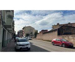 PISO CON UN ATICO INDEPENDIENTE EN VENTA EN LA CALLE MONTSENY DE MANLLEU